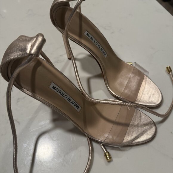 Manolo Blahnik Women’s Estro Leather & PVC Ankle-Tie Sandals in Rose Gold - Picture 3 of 7